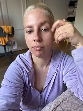 MariaPrivat live sex cam