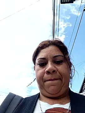 Laura-Hernandez webcam