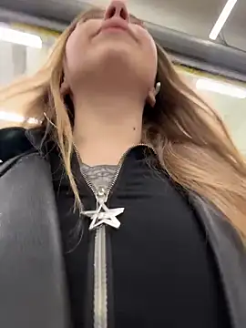 Sunny___Bunny webcam