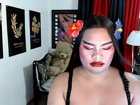 TSbrianaHugeCock webcam