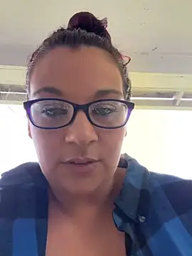 thickfarmtwat webcam