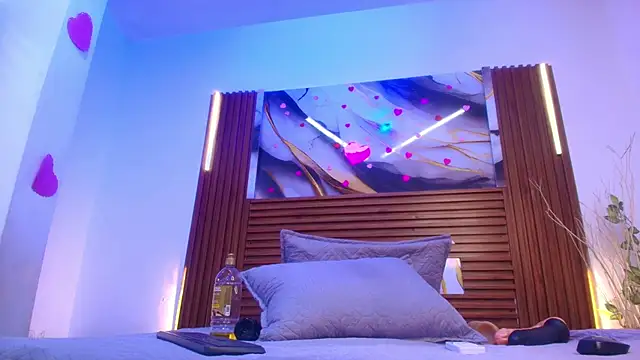 Celeste_hot_08 webcam