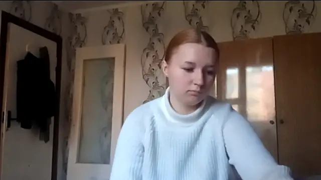 ChantayCambronne webcam