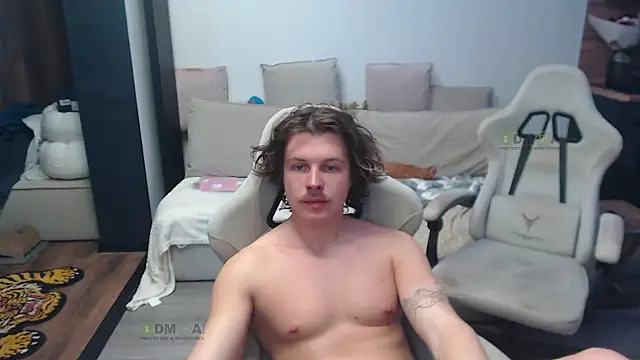 sunny-girl1 - Sunny-Girl1's free webcam - UK Sex Cams