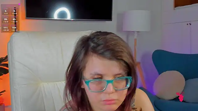 ariell_mini - Ariell_Mini's free webcam - UK Sex Cams