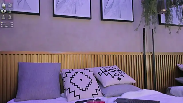 Paloma_Luna webcam