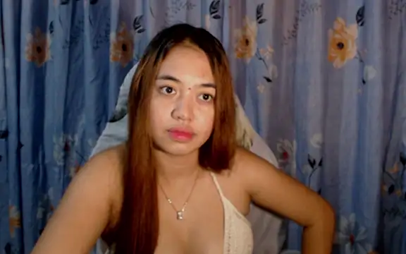 urlover_mae26 webcam