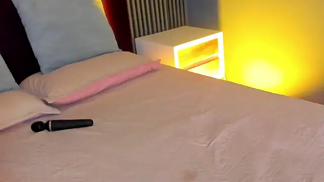 LauraAristizabal webcam