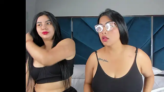 ViolettAndCandy webcam