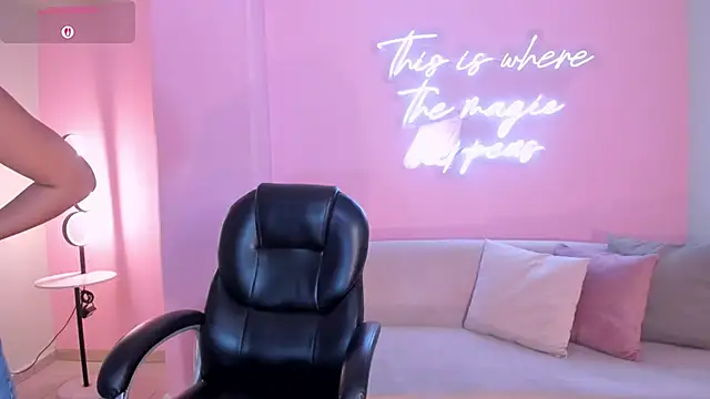 natalielewis - NatalieLewis's free webcam - UK Sex Cams