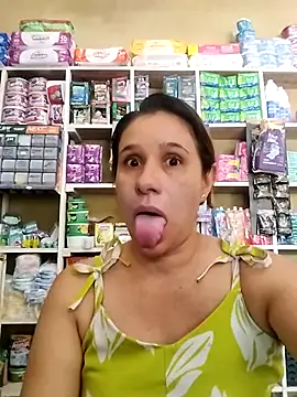 Webcam Model (MIA-LARIOS)  is live.Free join now!