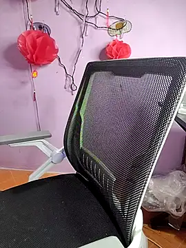 jordanxo_69 - JordanXo_69's free webcam - UK Sex Cams