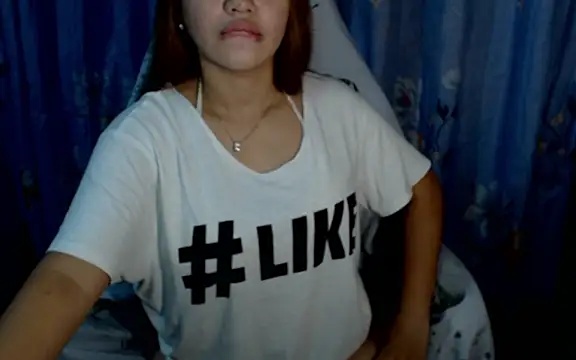 urlover_mae26 webcam