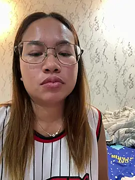 ponthip - Ponthip's free webcam - UK Sex Cams