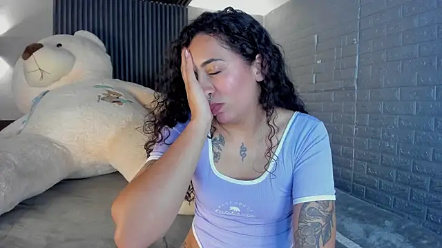 magic_ivone (F young) - Show me your nice tits  (oil)🍒✨