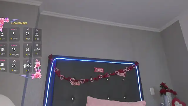 mia_gomez7 (F teen) - Naked +  spanks