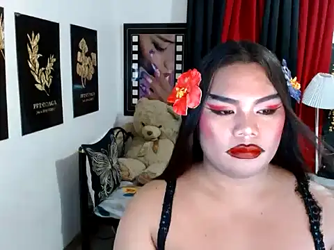 TSbrianaHugeCock webcam