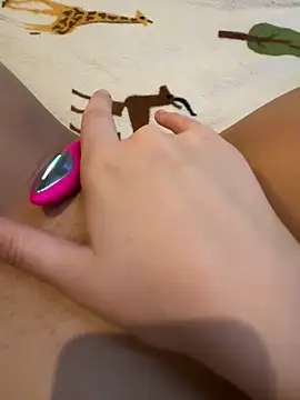 anonimgirl18old's live cam