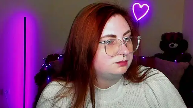 Alicia_love00 webcam