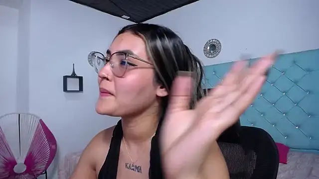 kathe-mills235 webcam