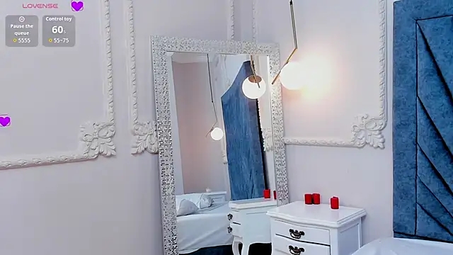 Leandra-Johnson webcam