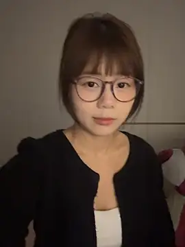 美女Nana-3在线直播