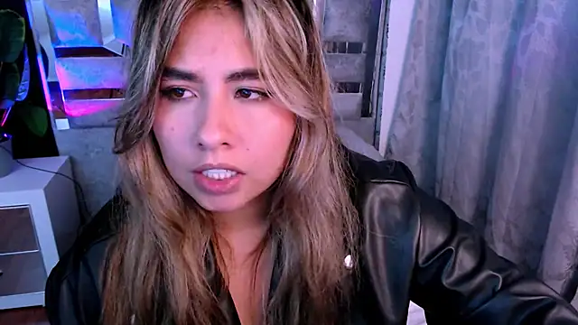 Sofiazaf_ webcam