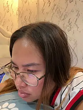 ponthip - Ponthip's free webcam - UK Sex Cams