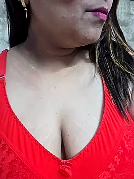 MOM-SUN-COUPLE webcam