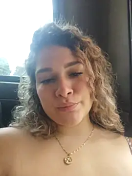 Sara_smiiith211 webcam