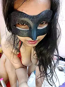 Naughty_Kayra webcam