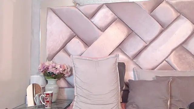 Ashleyroberst webcam