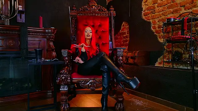 moniqueresse - MoniqueResse's free webcam - UK Sex Cams