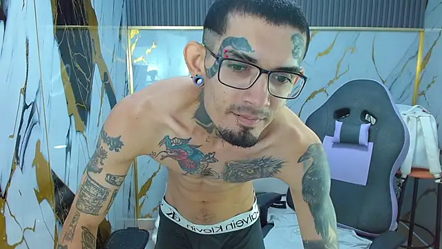 Boy_tatto77 webcam