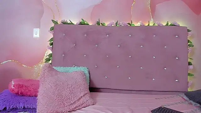 Melanie__Evans webcam