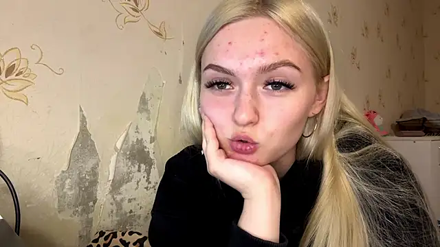 Sophia_Blonde webcam