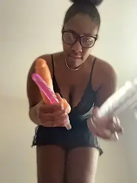 ItsForeignbabe webcam