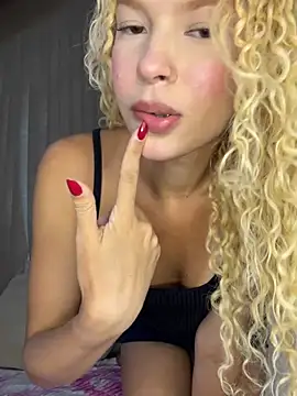 loirinha_atrevida - Live Cams