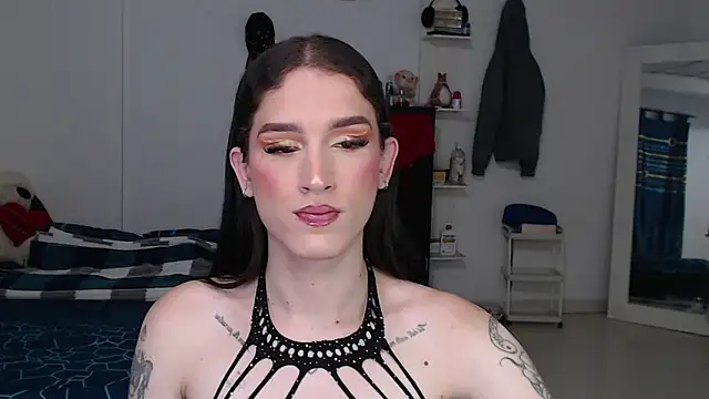 Playwithlulut77 webcam