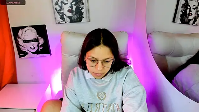 SamanthaRoldaan webcam