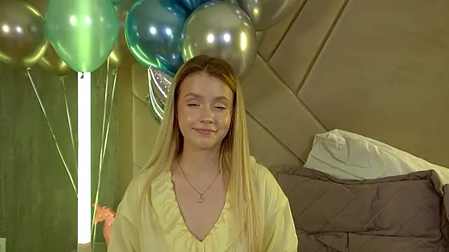 MilanaBalmain webcam