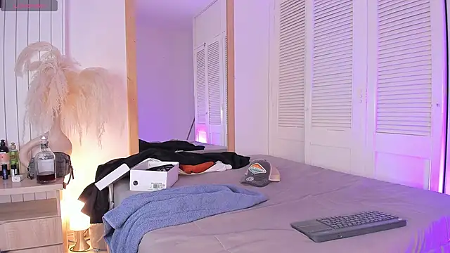 ALICESANDOVAL webcam