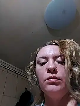 HotStepmommy4 webcam