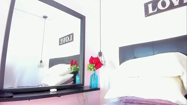 KatallelaMurillo webcam