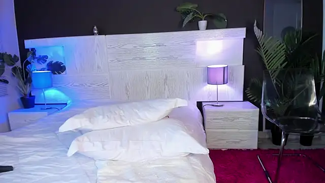 angelina_hilton webcam