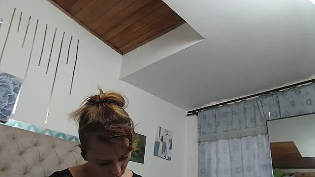 Victoriacoperino webcam