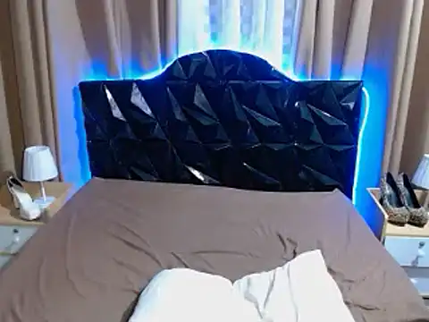 AshantTsiBigCock webcam