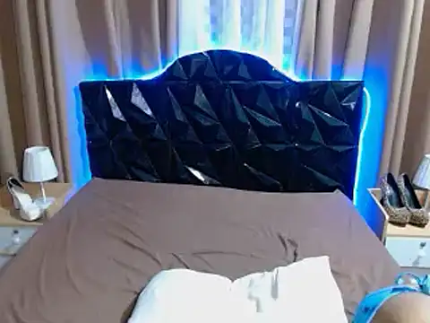 AshantTsiBigCock webcam