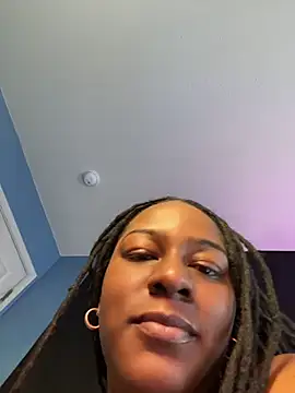 GirthGoddessCoco webcam