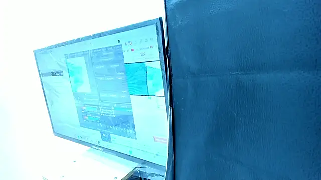 tessalowe - TessaLowe's free webcam - UK Sex Cams